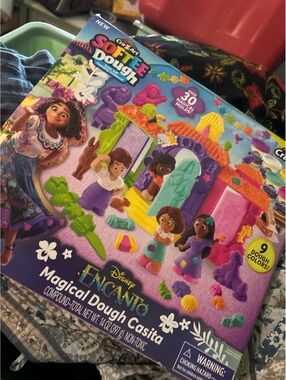 Cra-Z-Art Softee Dough Disney Encanto Magical Dough Casita Playset